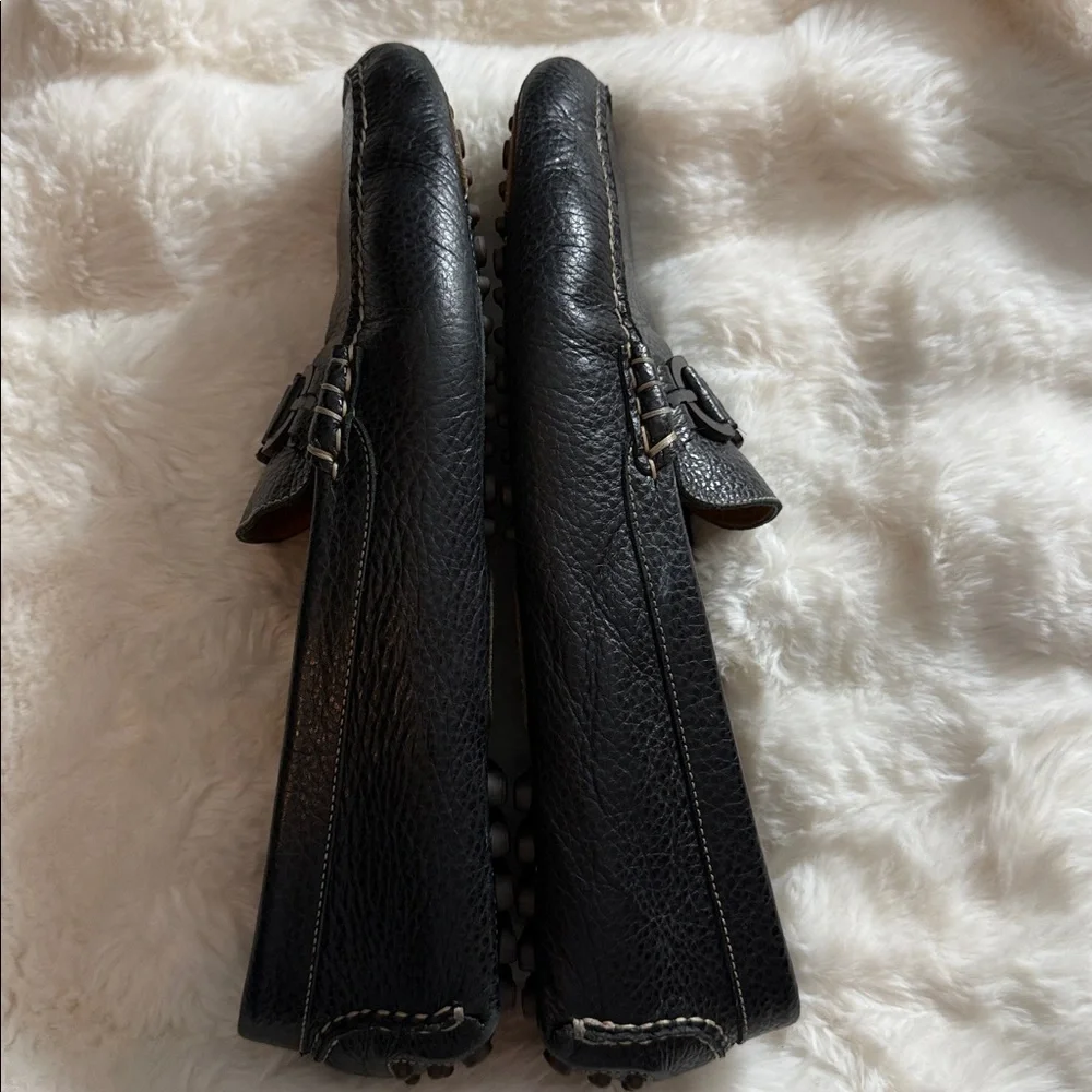 Donald J. Pliner elegant black